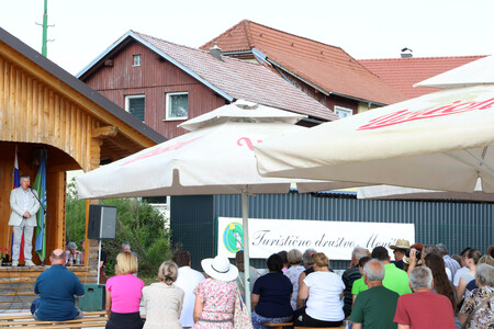Kulturna prireditev Na lepi Menišiji 08 foto Ljubo Vukelič